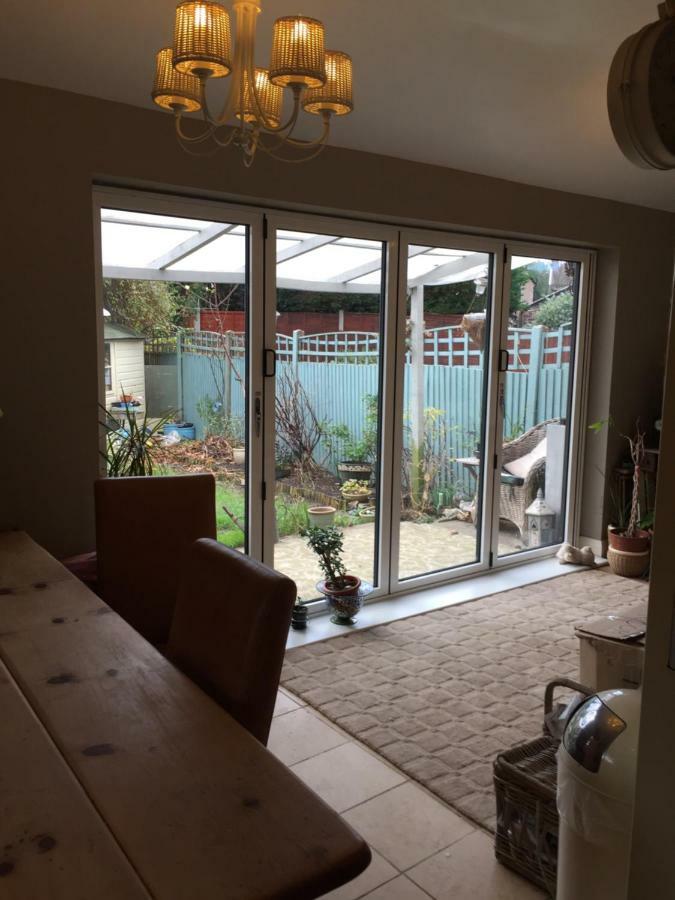 King Temper-luxury , Tv, Fridge, Microwave Upton (Merseyside)